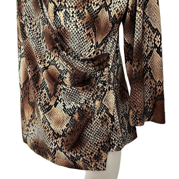 CHICO'S Brown Snakeskin Snake Reptile Print V-Neck Wrap Jersey Knit Top 1 / M - Picture 9 of 16